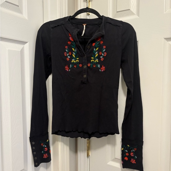 Free People Fleur Embroidered Cuff Henley - Picture 4 of 6